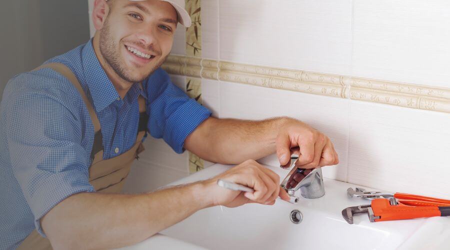Handle or spout repair in Hillside, CO
